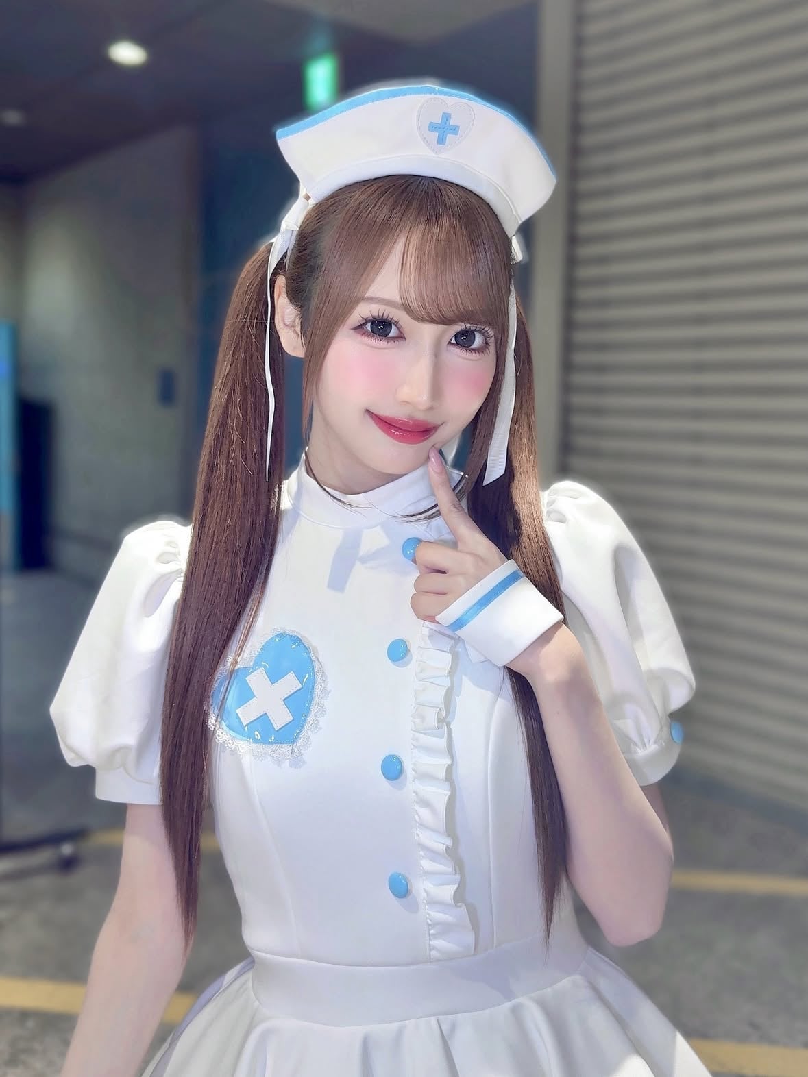 優しく看病してあげる💉🤍｡*+
⁡
#Malymoon#ナース#コスプレ#アイドル#ツインテール