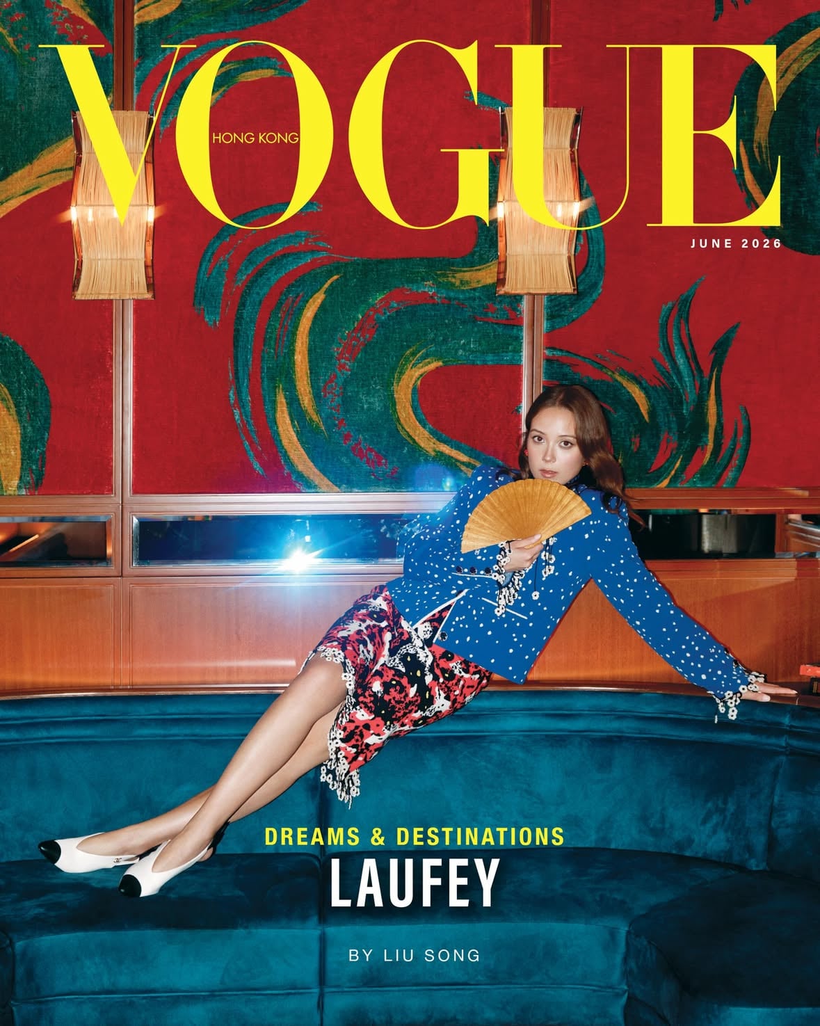 @voguehongkong JUNE COVER ♥️ shot in hong kong in the dreamiest @chanelofficial @matthieu_blazy 

CREDITS
@Voguehongkong
@Laufey
Photographer: @LiuSong_ 
Editorial Director & Stylist: @CherryMuii
Makeup Artist: @Vanessawmakeup
Hair Stylist: @Hairby_Cooney
Manicurist: @Jasminecwy_
Casting Director: @JillDemling
Executive Producer: @Oooooces
Producer: @CarmanLam721
Photography Assistant: Tian Shixin 
Lighting Assistants: Samuel Chan, Bo Hao, A Zu, Zi Jian & A Jun
Set Designers: @Jiao_zizi & @YukChiLoo 
Set Assistants: Zhang Luyin & @KumwTong
Fashion Assistants: @_Mama_y & @__Audrey.____
On Site Production Assistants: @Harrod___, @Tamhm.v & Kakakachunchun
Painting: @Studiolichuangli @Theshophousehongkong
Location: dragon-i @Dragonihk
Cover Wardrobe: @chanelofficial