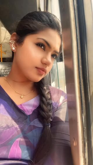 💜Vari Vari playing, worries fading = therapy♥️🚌🎶

.
.
#subinairr#fyp#viral#reels#ᴛʀᴇɴᴅɪɴɢɴᴏᴡ @subi_nairr