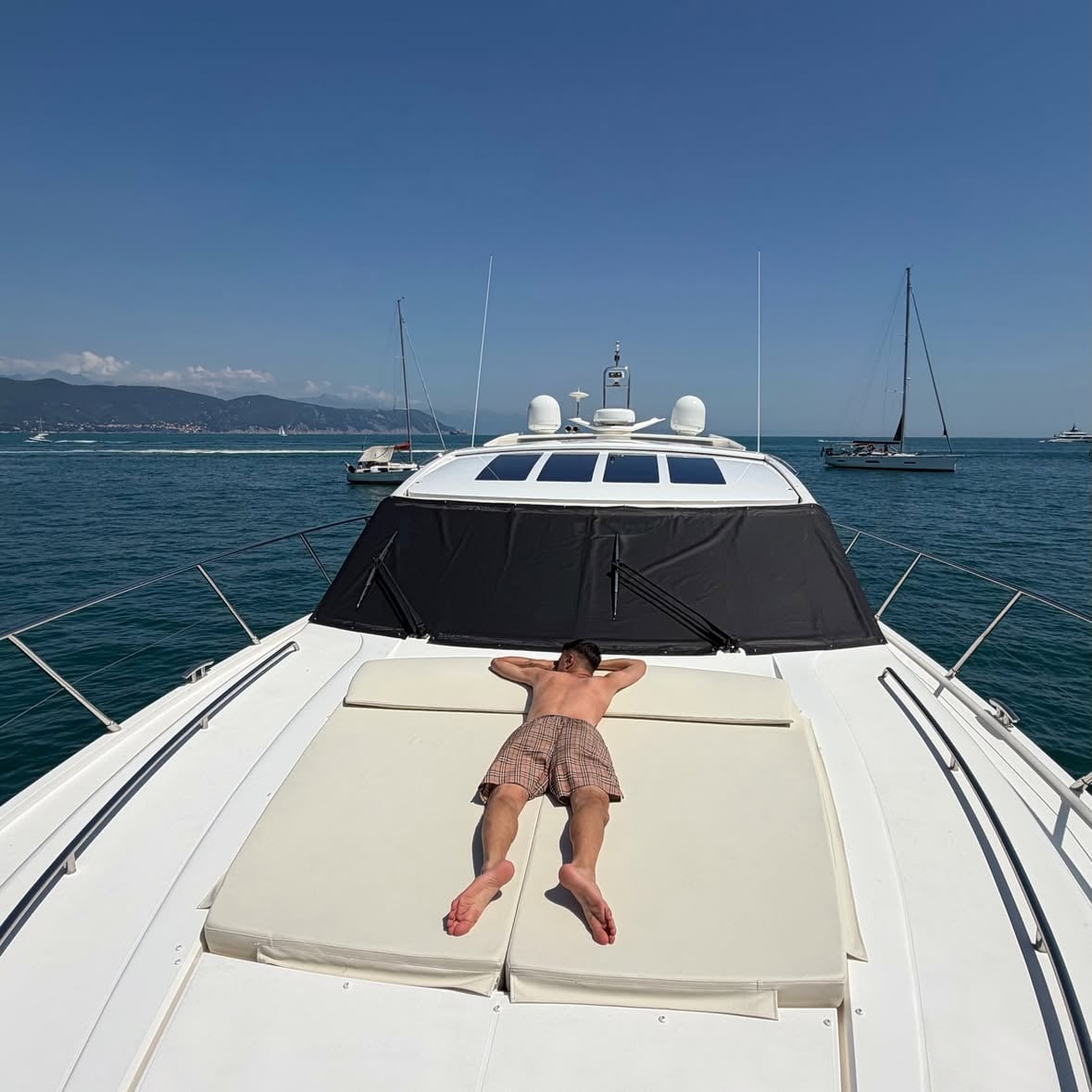 Lets go lets goo⏳ #viral #trend #boat #italy #chill
