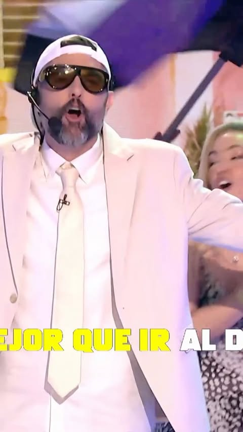 ¡Esto es otra cosa!: Bad Danni abre las puertas de la Casita de Zapeando… Invitados VIP: @maria.gomezg @isabelforner @inakiurrutia y @quiquepeinado🤩