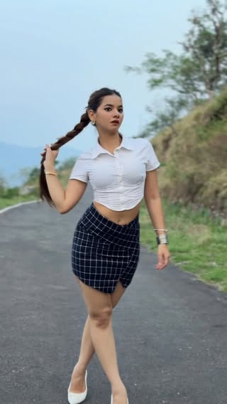 Lambo body❤️
.
.
.
#tanurawat33 #instagram #explore #reelsinstagram #india