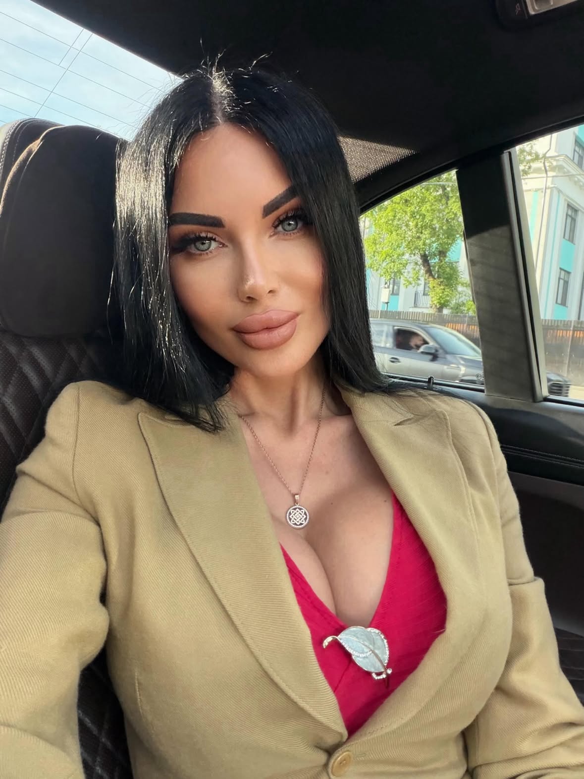 Ни от кого любви не требуй кроме себя ❤️

Don’t seek love from anyone but yourself🩷

#loveyourself
