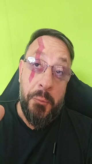 Se ainda continuo como pré candidato a Deputado Federal? Vai depender muito...