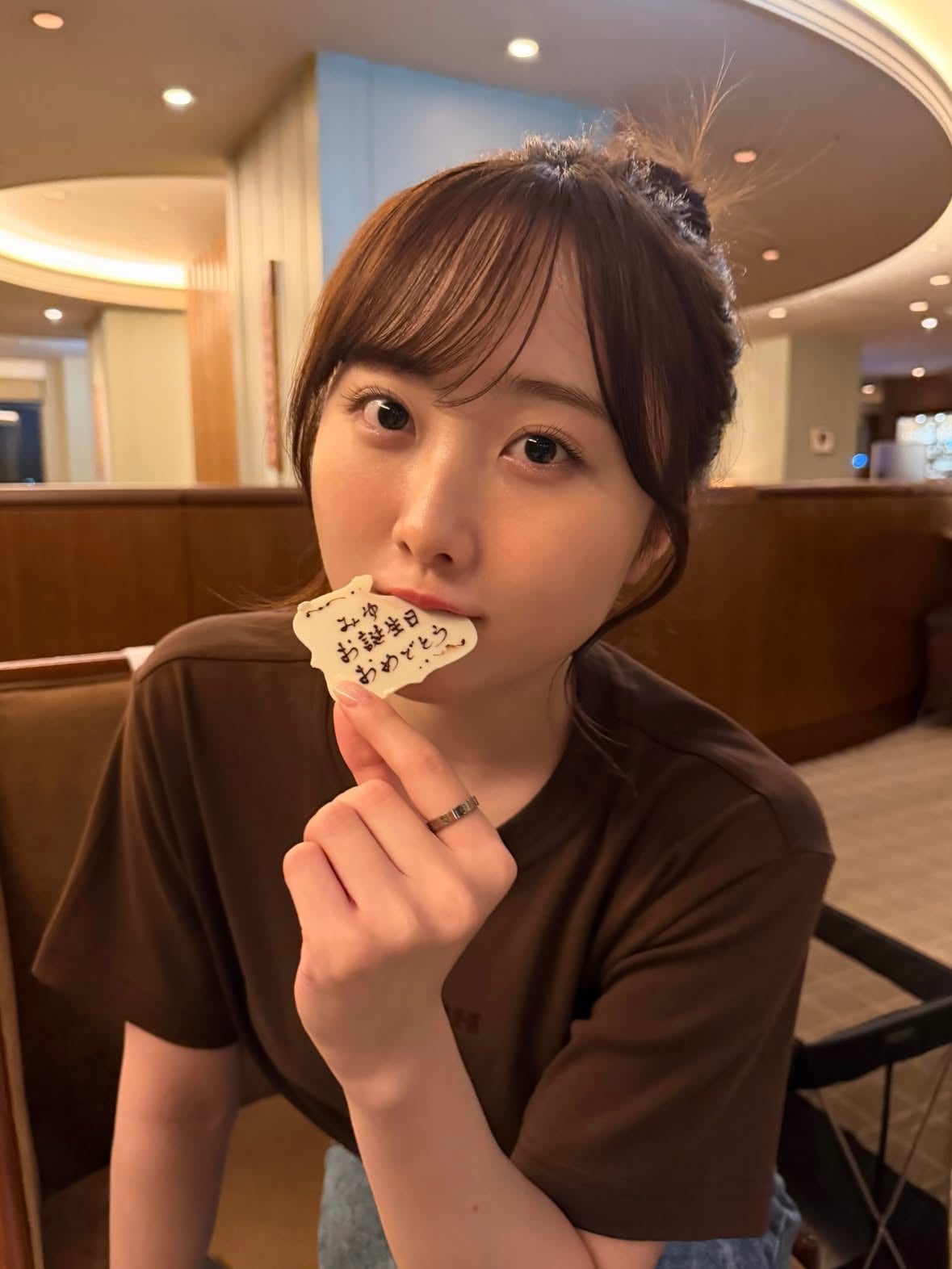 🎂22🎂

にゃんにゃんになれました🐾

22歳は猫のように、素早い行動を心掛けます😽

変わらず毎日を全力で過ごしますので、22歳の私もどうぞ
宜しくお願い致します！！

2026.6/1