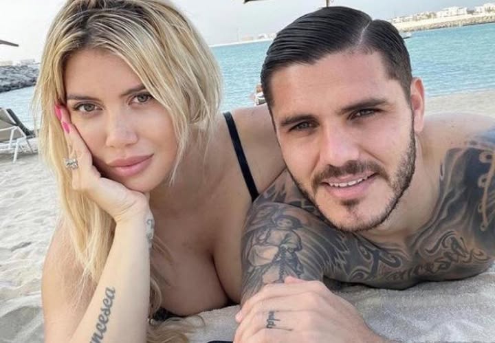 🚨🚨🚨🚨🚨VEJA!

Mauro Icardi vence em tribunal contra Wanda Nara, que foi considerada pelos juízes suficientemente rica para não precisar se beneficiar do pensão alimentícia mensal de 250 mil euros por parte do artilheiro argentino.