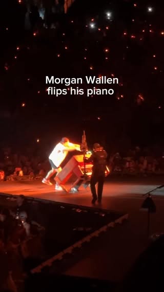 Morgan Wallen flipped his piano in Denver last night after experiencing technical difficulties while singing "Sand In My Boots."