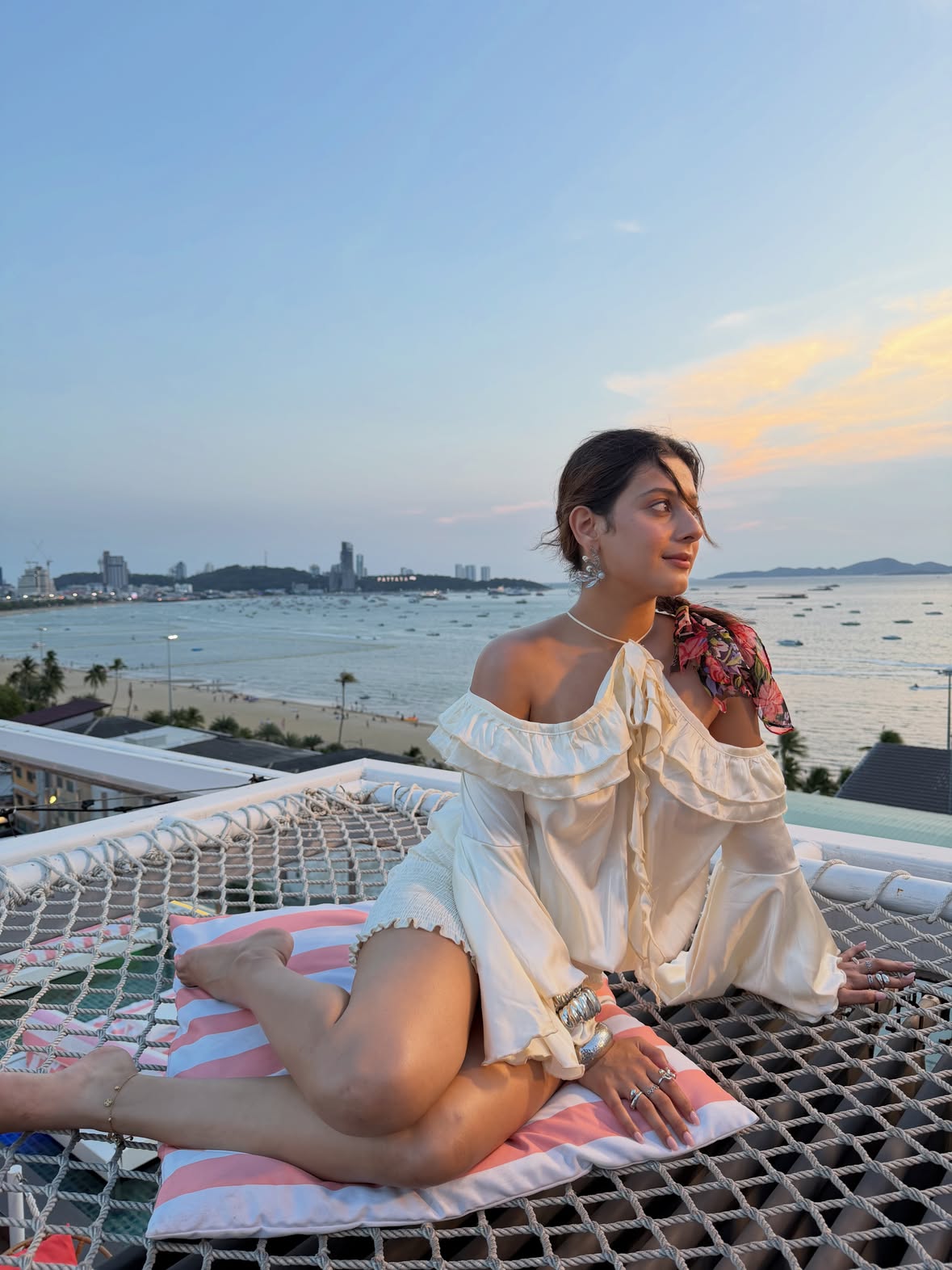 Living!🦋
.
#photodump #lovemylife #livingthedream #grateful #ishamalviya