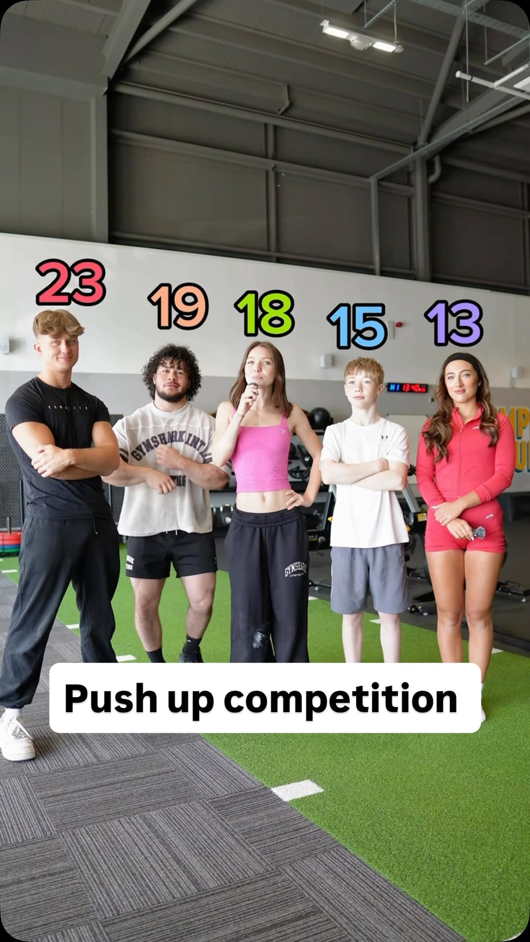 Who can do the most push ups in a minute? @ryanryry__ @bymiamendes @george.porritt
