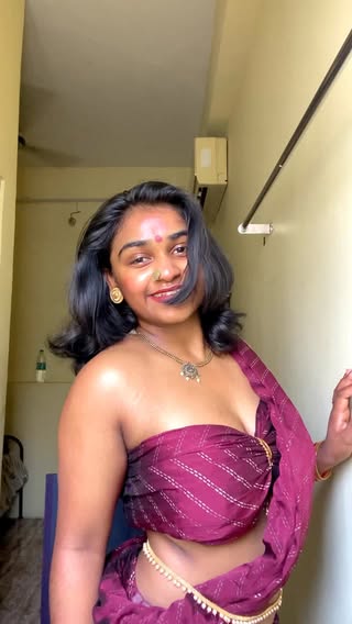 With this song +traditional look🫠🤍
#love #selflove #tamil #sareeswag #traditional
