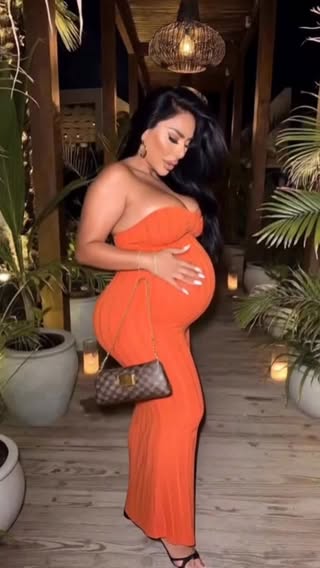 I would love to have more children ❤️ how beautiful what I look pregnant?

AI generated video 😂 I am Not actually pregnant guys🤣😜

I got pregnant at 17 years old with my daughter 💖💞Jazmine…

As a Young naïve 17-year-old no one taught me the importance of CHOSING a mental, mentally emotionally and physically stable father for your child…

It seems to be the reoccurring theme in every ones trauma 🤣 it’s passed down, generationally from our great grandparents to our grandparents to our parents…

And the honest truth is there’s no one to blame because our parents really did the best that they could do with what they knew about Love 💞 😂🤣🤣🤣

And this time in generation, a lot of us have woke up and a lot of of us have had coaching and training, and I think most of us have had bad experiences with horrible Baby Daddy 💋’s or horrible baby mamas…

That we all have a beautiful gift now of getting to choose a high value, Father and a high value, mother ❤️

We are in a town generation now where this toxic love is gross 🤮🤢

It’s time we build a beautiful family ❤️ build on undying passion, undying, affection, and true fairytale love🥰

Our families were brainwashed for so long that having children meant to stick around and be miserable, that time period is over‼️😜

It’s time we choose our soulmates again ❤️