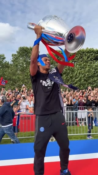 Pure happiness! 🤪🏆