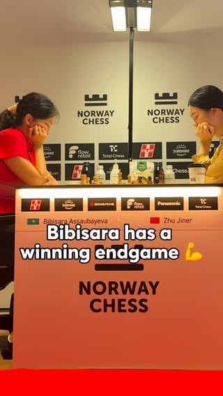 Bibisara beats Zhu Jiner with 97.4% accuracy 🤯

She remains the sole leader of the tournament 💪

#NorwayChess