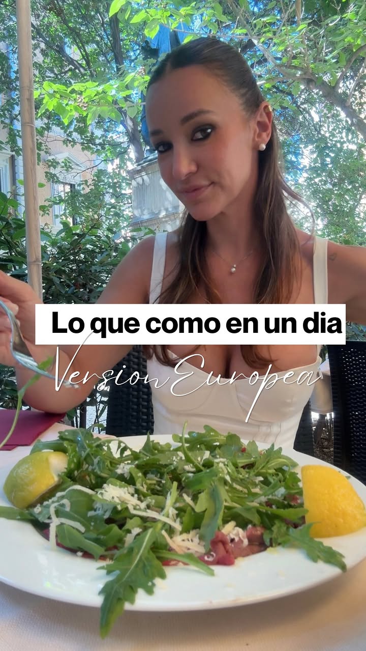 Si quieres resetear tu metabolismo para quemar grasa aún cuando estás en reposo, dejar de engordar hasta con el agua y olvidarte de la ansiedad por los dulces o ultraprocesados como lo hice yo comenta RESET y ya mismo empezamos! ✨

Se puede viajar por Europa y disfrutar sin inflamarte o rellenarte. 
Solo toca que busques un balance consciente y responsable que te permita probar cosas distintas sin perderte en el camino, porque todos sabemos lo desafiante que es retomar,
Pero cuando te cuidas y pones límites sanos, te mantienes alineada, sostenida por ti misma, y ya no tienes que regresar porque nunca te soltaste.