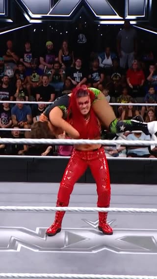 @zariawwe_ was doing everything to pick up the win 😤 #WWENXT