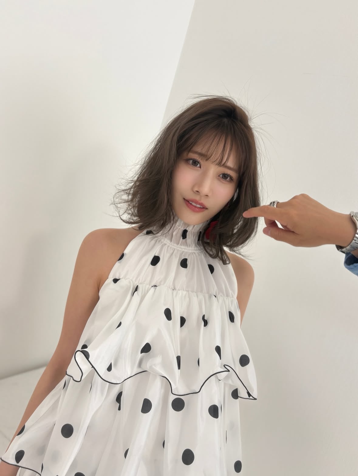 ⁡
⁡
5大都市ツアーイベント
⁡
最初の都市は《大阪》になります🐙🤍
⁡
⁡
日程 7月25日(土)
会場は当選者の方のみにお知らせします◎
⁡
⁡
⁡
ファンクラブ先行でお申し込み開始してますが
一般席もご用意してありますので
抽選開始日もう少しお待ちください🤲🏻✨
⁡
⁡
⁡
皆んなと楽しい時間を作れるように
一生懸命準備します！
⁡
⁡
この写真たちもこのイベントに向けて
素材撮りをしました🫶🏻
⁡
⁡
お楽しみにしていてください🥹💗
⁡
 #5大都市ツアー  #大阪