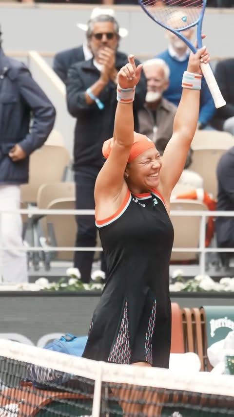 Soaking it all in 😁

#RolandGarros