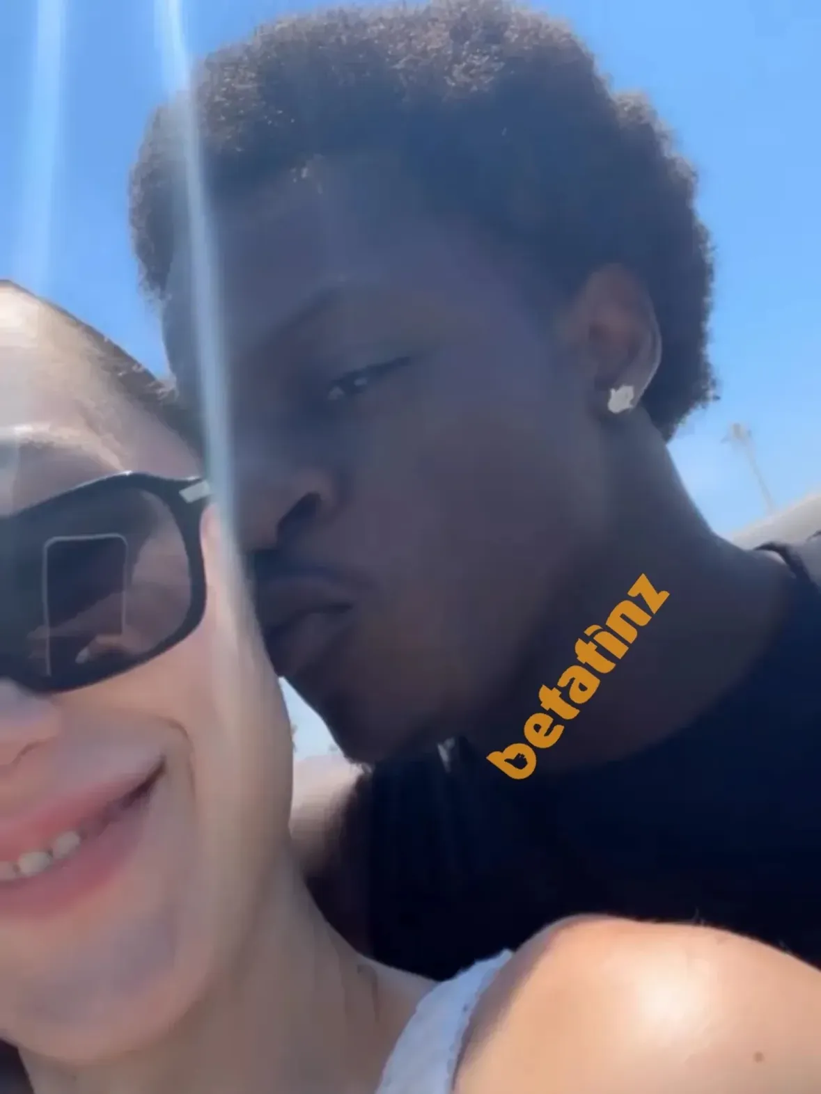 Indomitable Lion; Karl Etta Eyong, and e Spanish Bae, dey di trowey una salot😍😍

#BetaTinz #BetaTinzGist