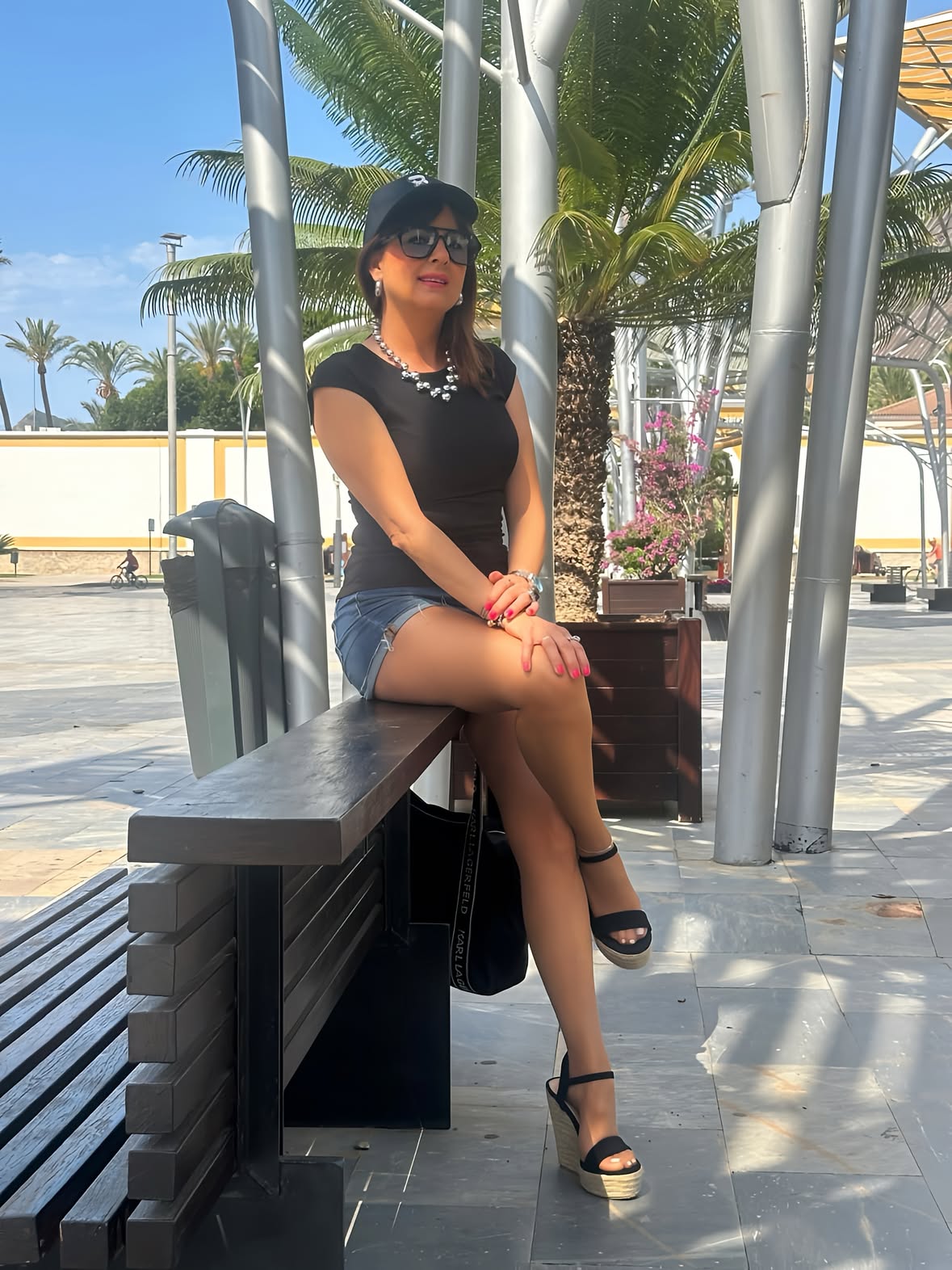 Callejear sin rumbo, el mejor plan.

#paseos#turismocartagena #callejear #encantada #me