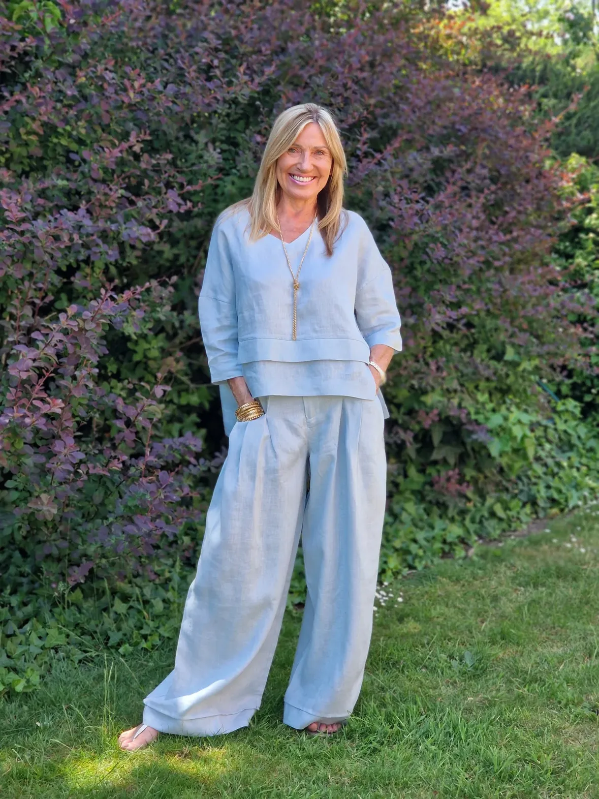 So much love for these linen co-ords!

I have added links and discount codes to my @linticoshop highlights.

They will definitely be a part of my wardrobe staple this summer.

#Lintico #Linticoshop #linenlove