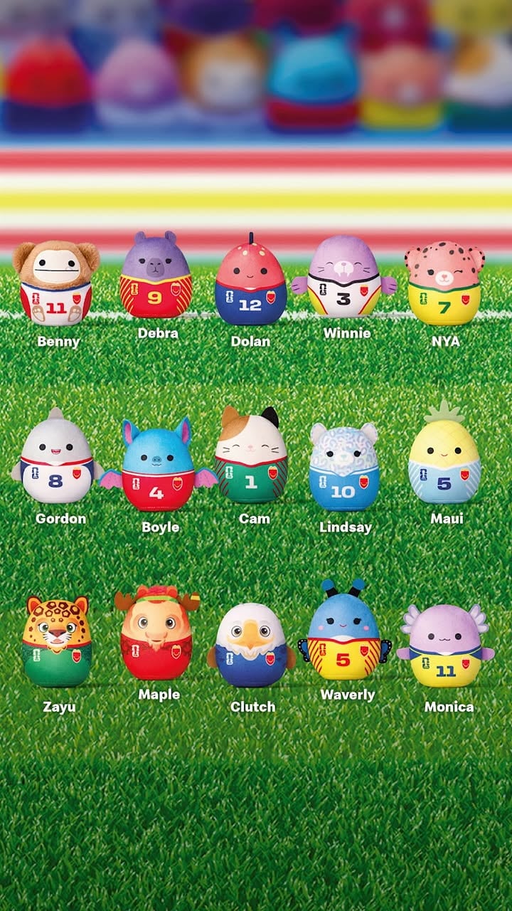Uma escalação de fofura chegou no McLanche Feliz! Os Squishmallows da Copa do Mundo da FIFA™️ chegaram pra família inteira aproveitar.