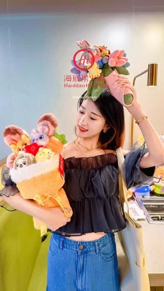 Haidilao really said summer, but make it Zootopia-level adorable 🥹☀️✨

This new Zootopia Summer Collection is pure cute chaos in the best way — soft plushies, cozy colors, and the kind of merch that instantly makes you want to take them home. From the Judy and Nick plush pencil cases to the plush bouquets, friends bouquet, and the super cute Zootopia tote bag, everything feels playful, fluffy, and seriously collectible.

What makes it even more fun is the whole vibe of the experience. You’re not just having hot pot — you’re surrounded by that sweet little Zootopia summer atmosphere, watching the dancing noodle show, styling the merch, and basically living inside a soft Disney daydream. And the random gift item that comes with the set? So cute. So fun. So “just one more reason I need this.”

It’s warm, playful, cozy, and honestly cute overload from start to finish.
If you love Disney merch, plushies, and anything soft and collectible, this collection is way too adorable to ignore ✨

Take them home. Collect them all.
@haidilao_us
📍138-23 39th Ave, Flushing, NY 11354

#haidilaous #nycblogger #flushingfoodie #nycfoodie #sarahsy_lifestyle