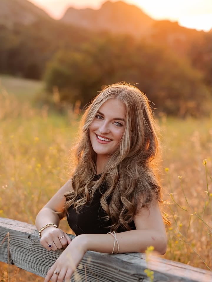 t-minus 4 days till I graduate!!! 
.
.
.
@addieb.photo