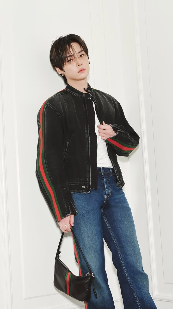 IN TOKYO WITH LEE KNOW  
 
Global Brand Ambassador Lee Know of Stray Kids wearing Generation Gucci. 
 
#LeeKnow #StrayKids #GenerationGucci