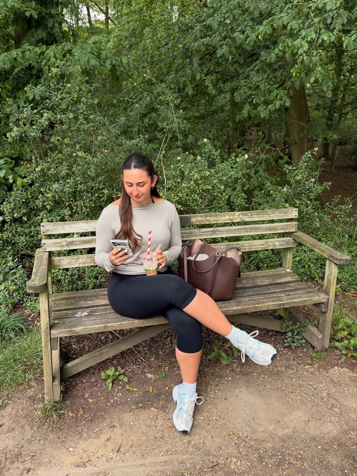 90% fresh air, 10% iced latte🌱🪵🍃🐿️🧋

@oneractive black capris & warm sand relaxed formesoft top🧸

@krissycela #coffee #oneractive #countrywalk #explorepage