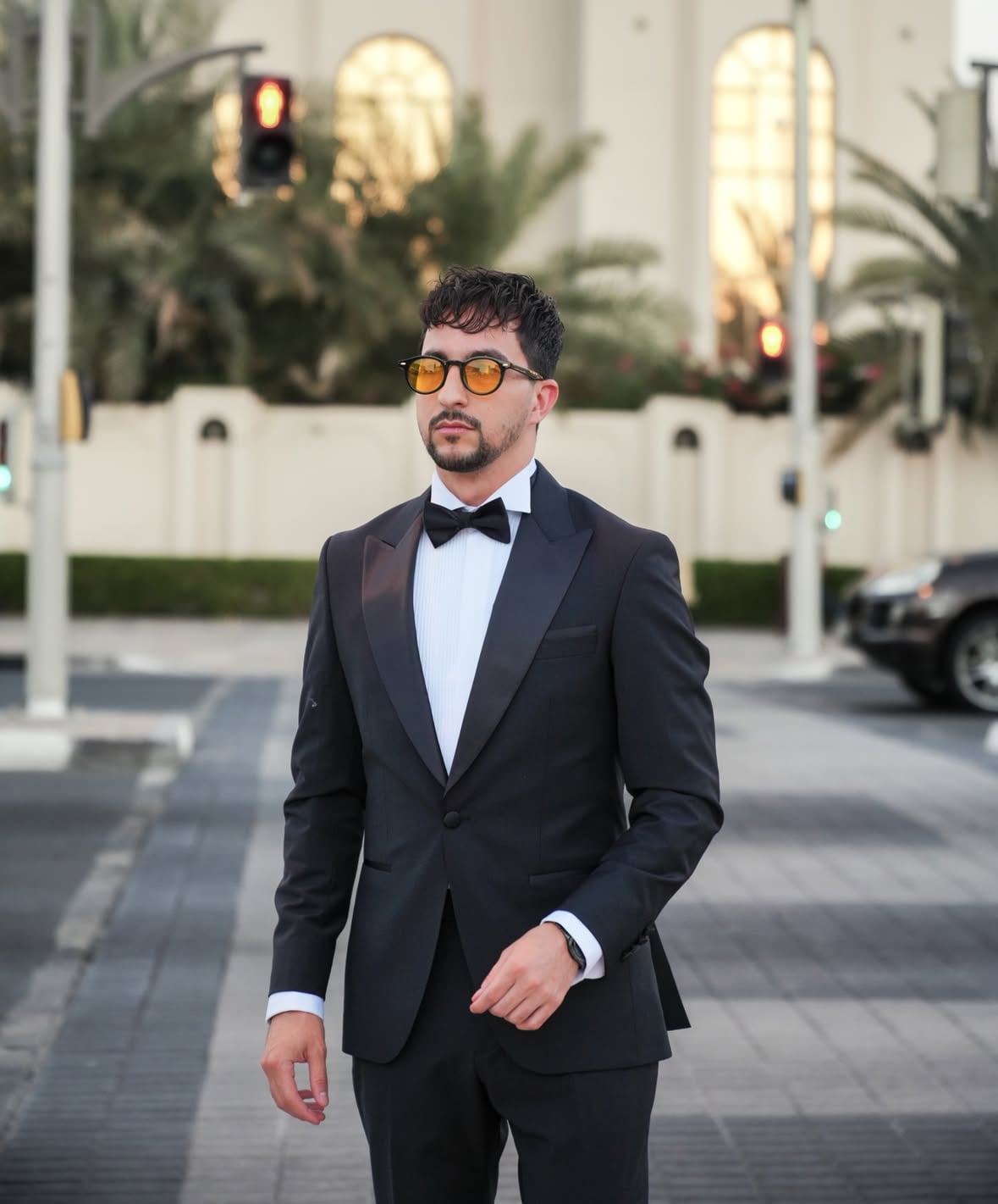 عم استناكي عالإشارة يا حبيبتي ⏳

🤵‍♂️ : @tuxedo.dubai 
📸 : @mahmoud_hesham50