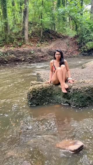 You guys have no idea how long I sat here trying to figure out where to put my foot next. 😭🌿

Everything looked so pretty until I realized every rock was covered in green algae. One wrong step and I would’ve become part of the creek.

At that point, sitting still felt like the safest option. 😂💚