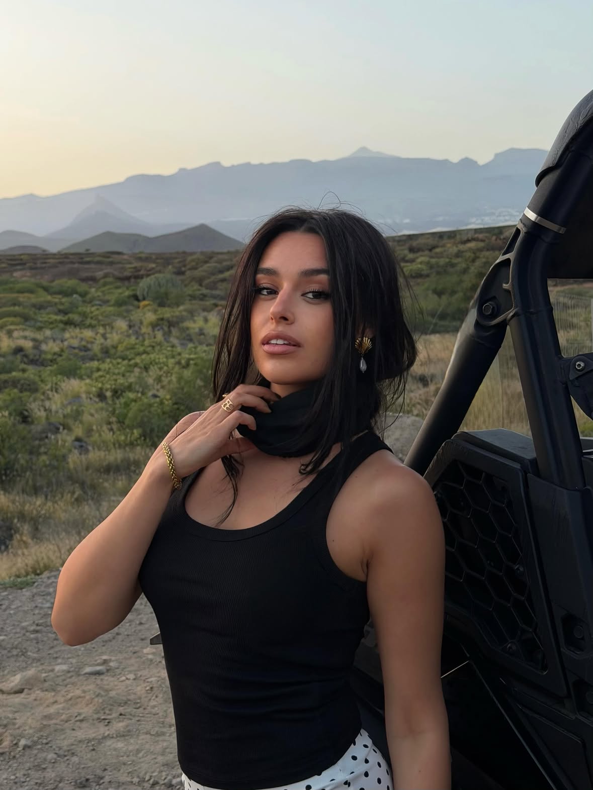 Antes de que me caduquen estas fotos de la ruta que hicimos en buggy en Tenerife… 🖤
(Calentando motores para mi nuevo coche que me llega en bastante poquito)