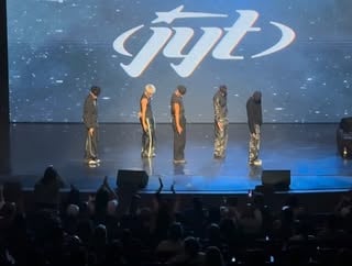 This generations new boyband!!! @wearejyt First performance in the books! Seriously love these boys so much! It felt like MAGIC being on the stage with you guys and seeing that crowd 🪄 just the begining boys!!! LETS GOOOO!!! ✈️🌎Also just wanted to thank the @thesixcompound @nickdemoura @jblazeofficial @mightymykell @officialvalmorehouse @freddywexler @oliviawexler and @republicrecords for everything you do! You guys are amazing!!! It takes a village @wearejyt  #viral #drums #music #livemusic #boyband