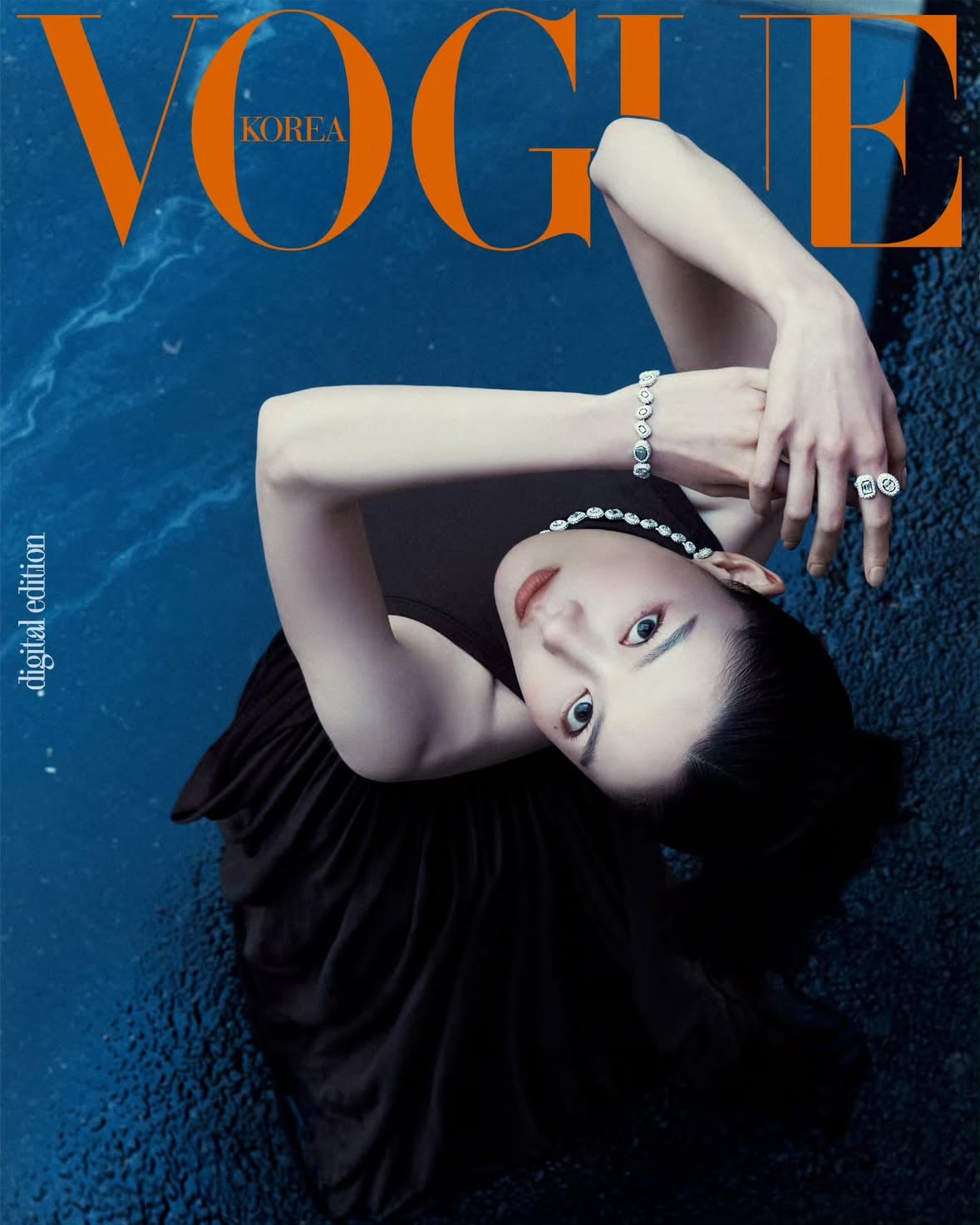 @messika
@voguekorea