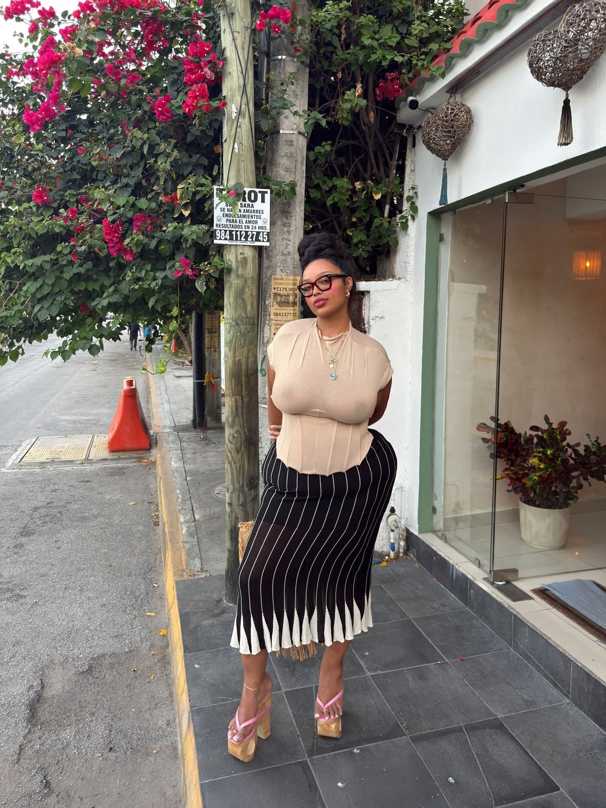 This chica out on the town 🇲🇽 @fashionnovacurve