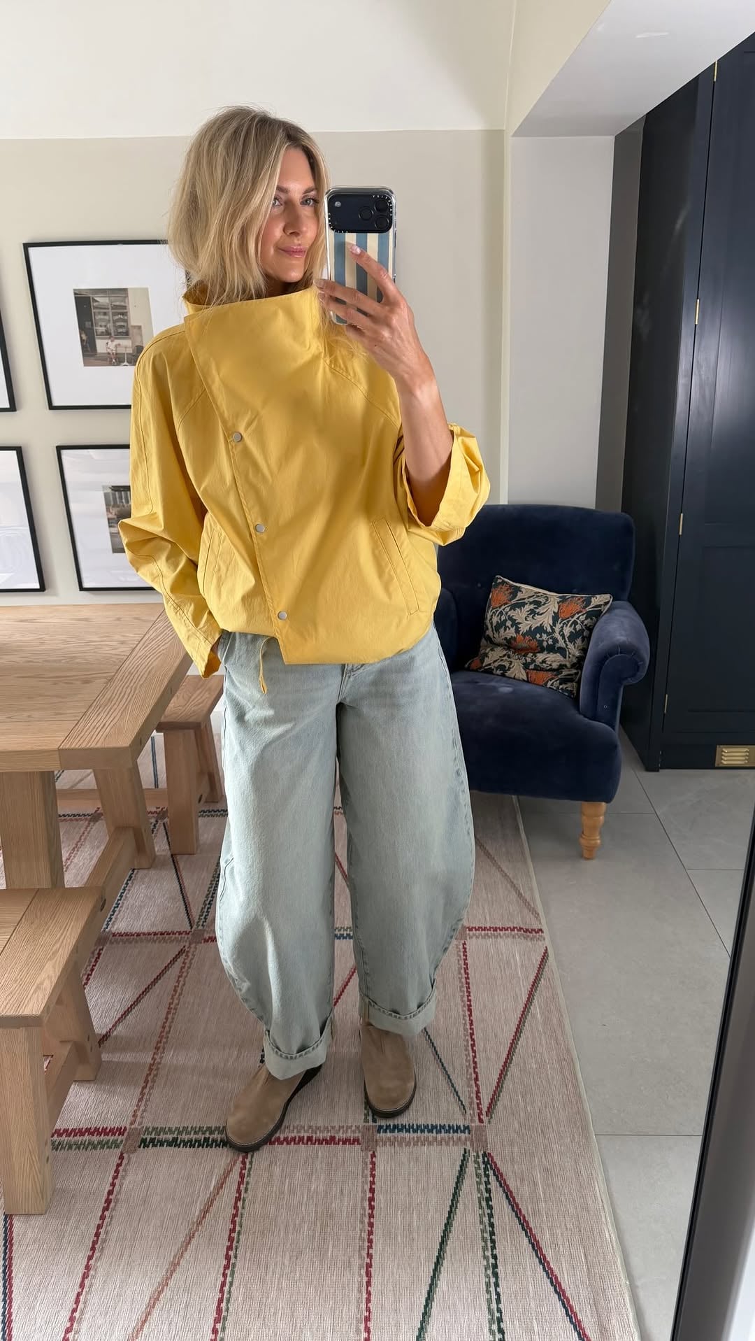Jeans and a vest always wins 🫶🏼 Happy Gemini month guys! It’s my birthday month so I may level up on annoyance 😂

Clogs are @blundstone_uk 

Comment SHOP below for all the links

🏷️ Barrel leg jeans outfit, funnel neck jacket, colourful outfit, coastal outfit, over 40’s fashion.

Contains some ad/pr

 https://liketk.it/6eGOD