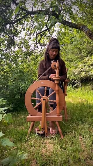 I’m spending the last ever night at my childhood home in the Lake District. It marks the end of an era, one full of memories, both good, and bad. And so I’m spinning wool, sat under the damson tree I helped my father plant almost 30 years ago. It’s bittersweet, but the yarn I’m spinning will hold this memory, of this final evening spent here.
.
.
.
#sayinggoodbye #goodbyesarehard #griefjourney
