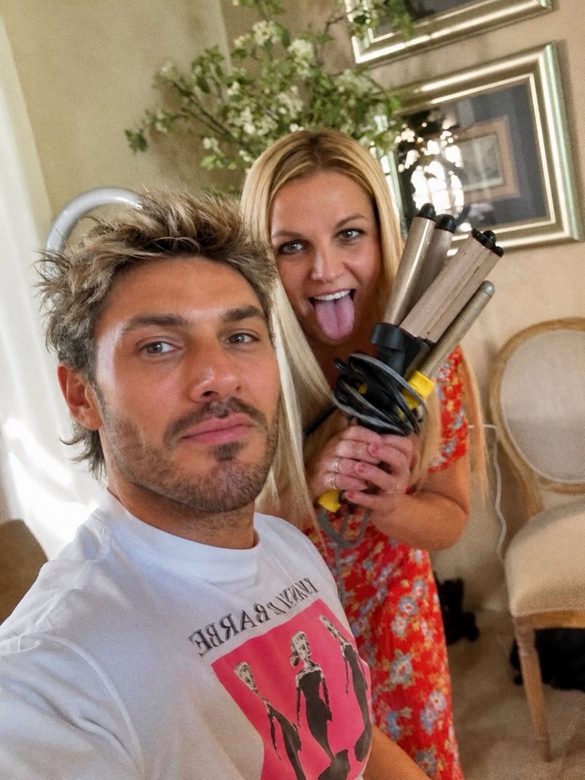 As a kid growing up in England, Britney Spears was the soundtrack to so many moments. Never in a million years did I think I’d one day be standing behind the chair (or in this case her standing behind mine, lol) styling her hair.

Some moments really do come full circle. 
She is not only an icon, but one of the most genuinely kind and gentle souls I’ve ever met.