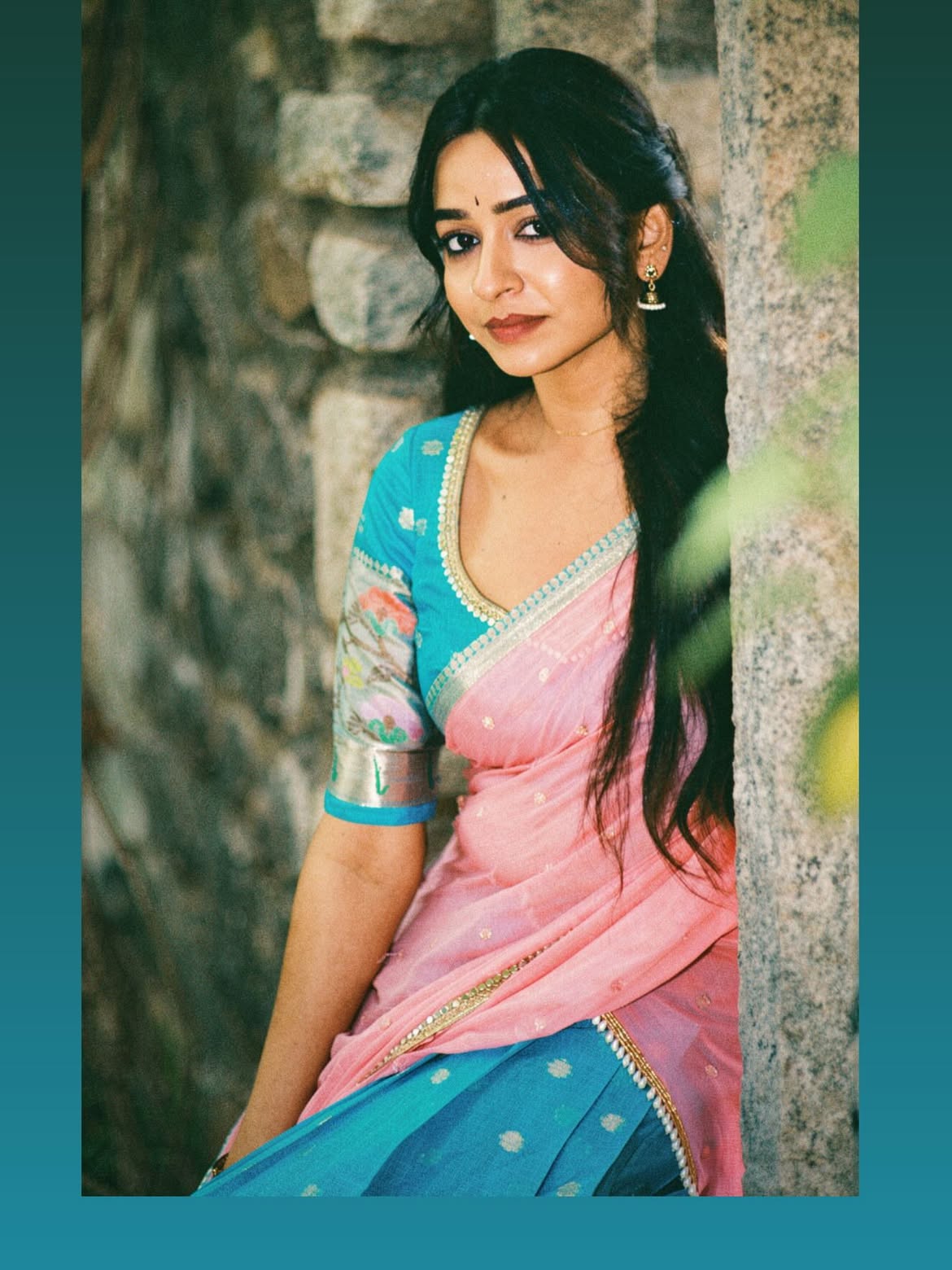 “Half saree whole heart 🦋