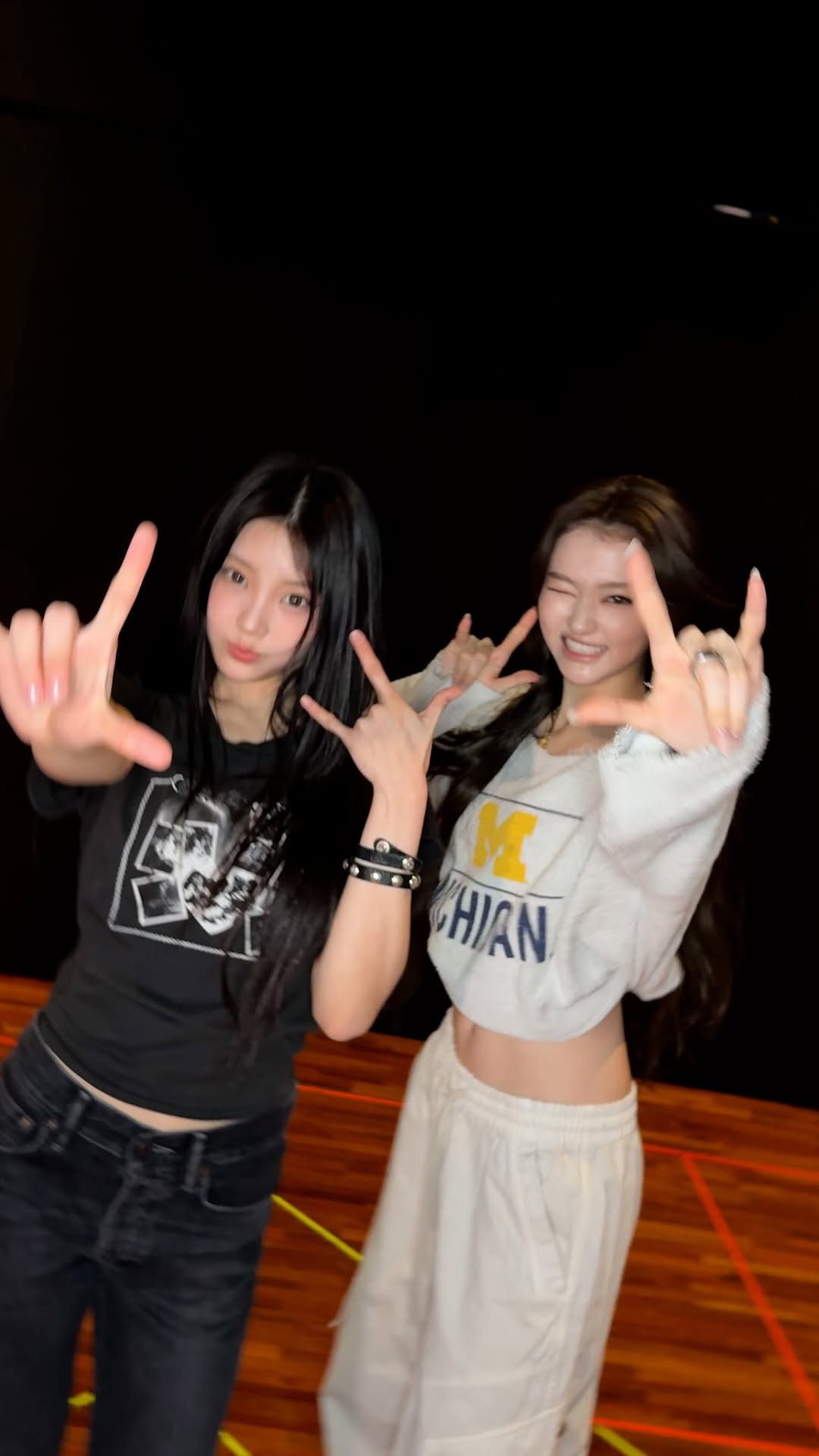 WONHEE hear that #띠로리

@illit_official 
#ELLA #DDIRORI
#MEOVV_DDIRORI