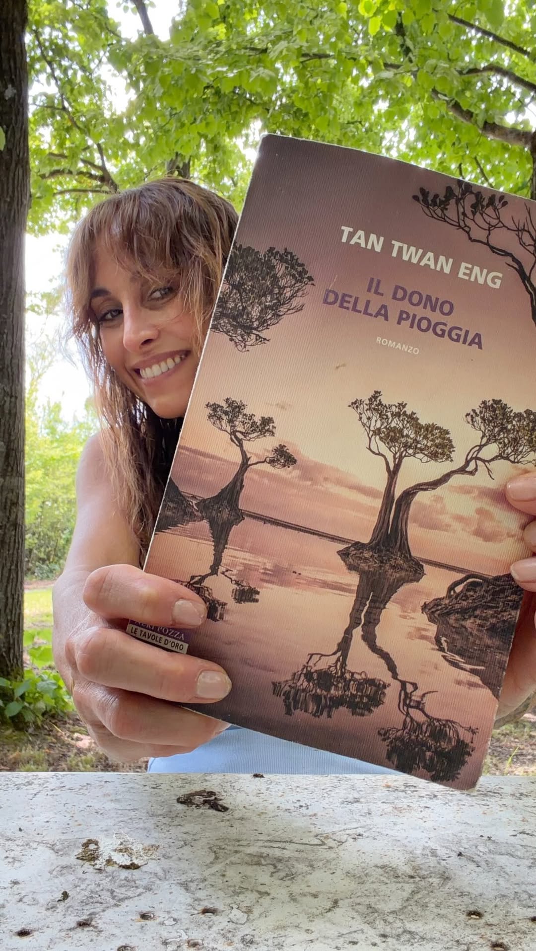 Un romanzo indimenticabile. Una storia che ti eleva, ti distrugge.. che ti resterà nel cuore. Conoscete questo libro? Cosa ne pensate? ♥️ #libridaleggere #leggibene #libribelli @neripozza @tan.twan.eng