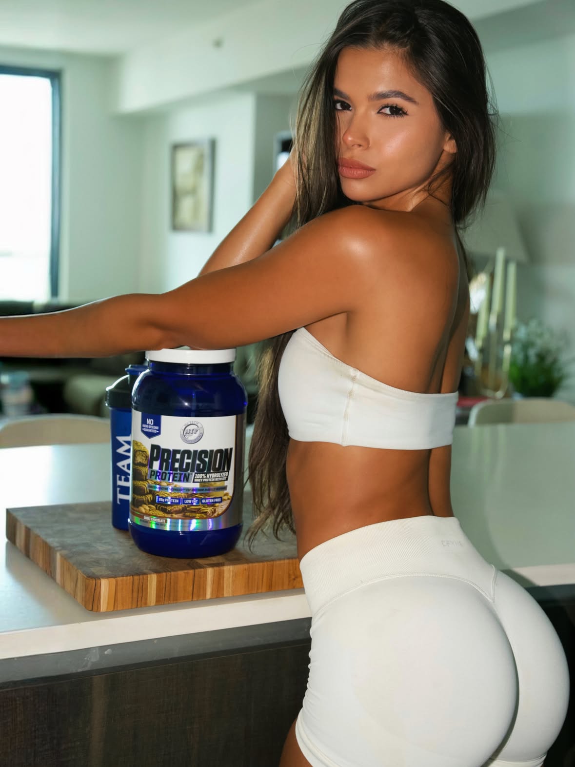 yeah… i’m gonna be making dubai chocolate protein shakes every morning now 🤤

@hitechpharma the newest flavor is TOOO good 🍫✨