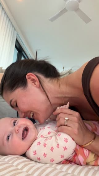 There it was. Her very first laugh. And somehow my heart grew again 🤍 I love you so much Andi Bloom 🌸