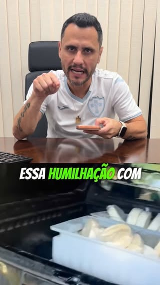 Prometo a vocês que essa humilhação, como a que aconteceu com esse trabalhador, nunca mais vai acontecer em Minas Gerais e no Brasil!