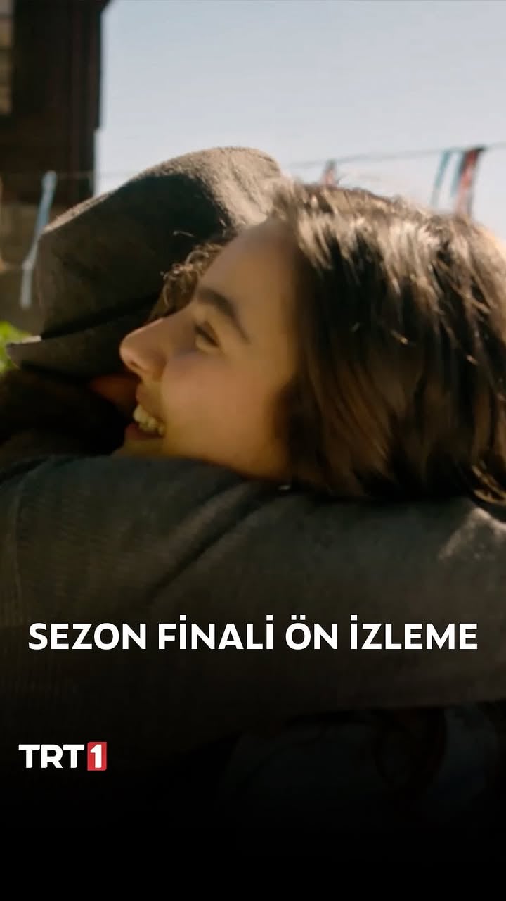 “Kardeş istiyorum.” ☺️

Taşacak Bu Deniz 31. bölüm ön izleme yayında! 📺

#TaşacakBuDeniz sezon finaliyle yarın akşam 20.00’de @trt1’de!