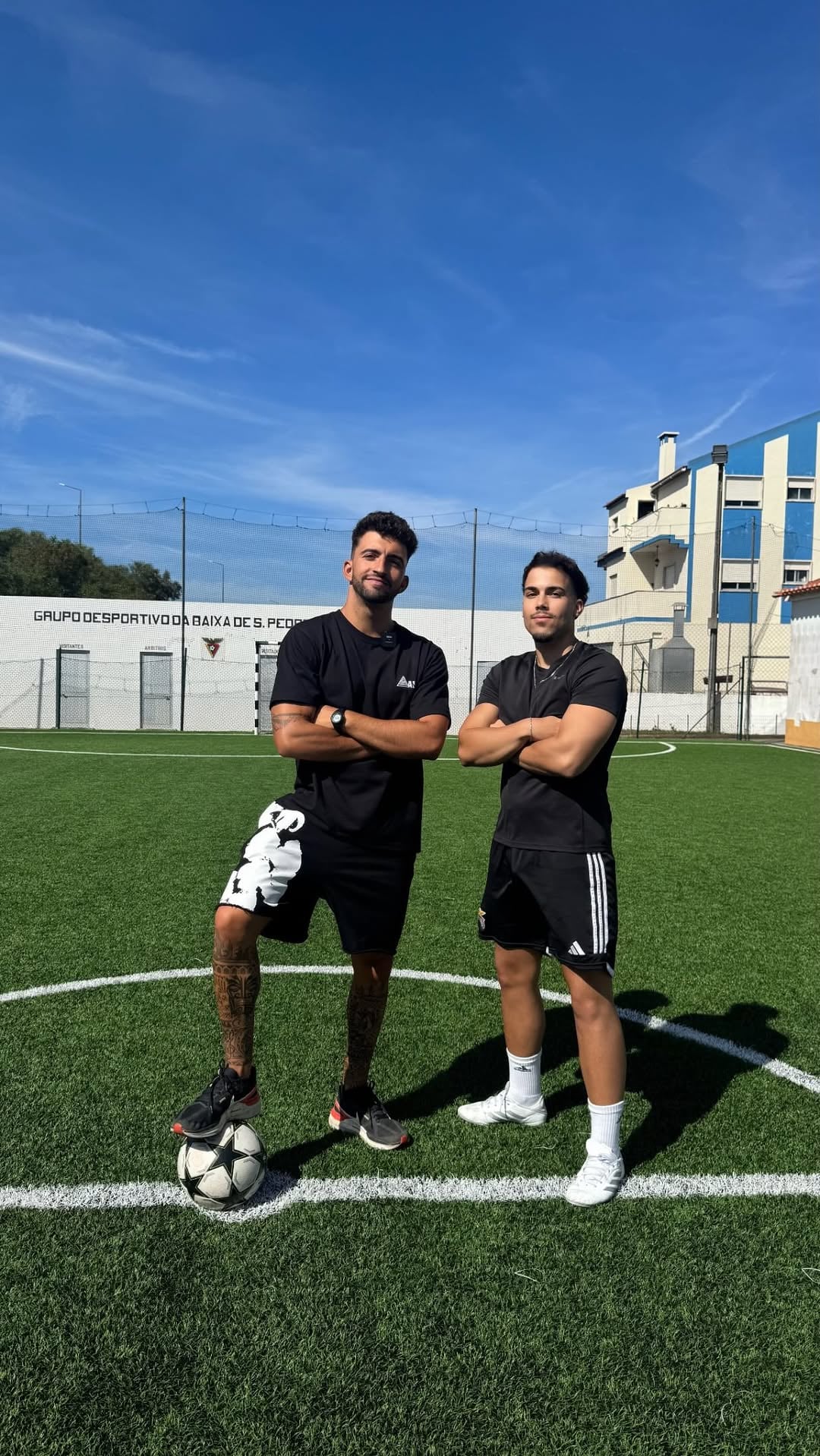 Manda para o teu amigo agarrado ⚽️
