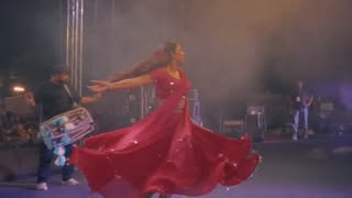 India 🇮🇳 You are NOT ready for this. 

I am counting the days until The Dream Girl Tour starts. 
I’m obsessed. I can’t think of anything else. 

I’ll be wearing magical ethereal lehengas on stage. 
Nothing else matches the aura of the dream girl.