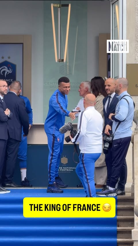 He’s definitely seen the memes 😂

🎥 @parismatch