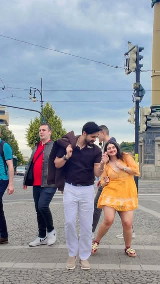 Teriyan addawan !!
#prague #europe #duo #trend #dance