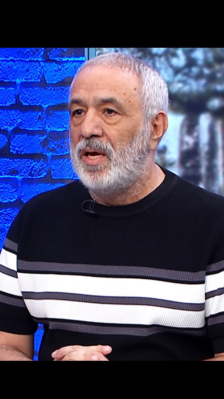 Murat Özarı: "Dün geceye damga vuran bir sahneydi."
#Survivor2026 #Ünlüler #Gönüllüler #SurvivorEkstra @muratozari_